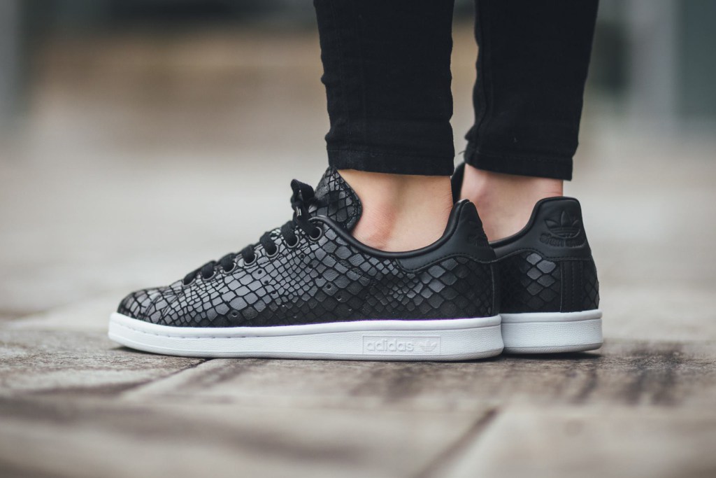 stan smith scratch noir croco